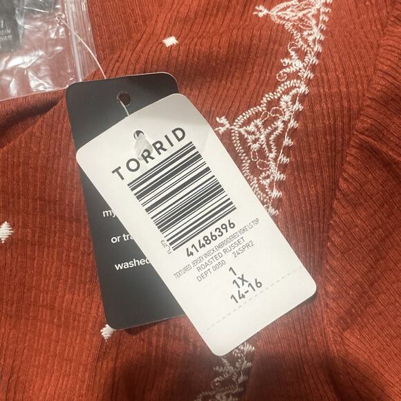 TORRID Textured Jersey V-Neck Embroidered Yoke Long Sleeve Top - Picture 6 of 10